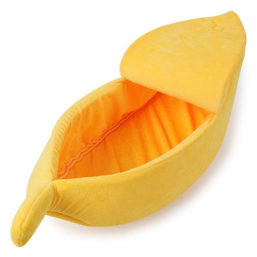 Cozy Banana Cat Bed – Soft Enclosed Plush Hideaway for Cats